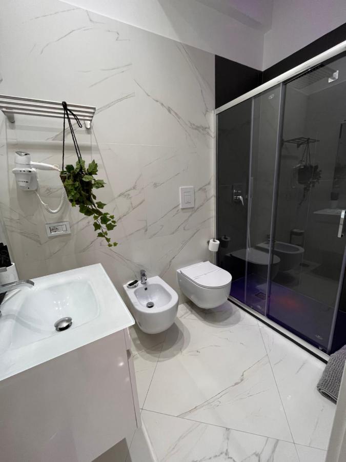 Pe Vic E Vicariell Apartment Naples Exterior photo