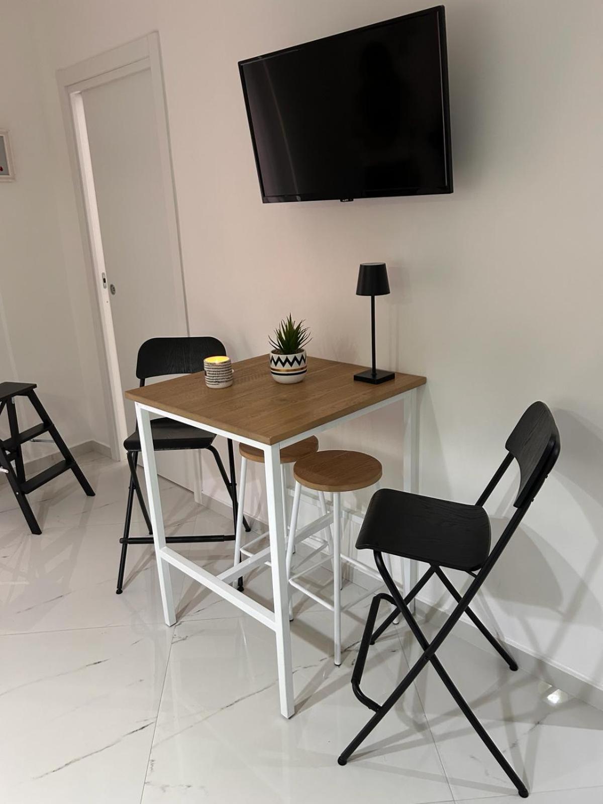 Pe Vic E Vicariell Apartment Naples Exterior photo